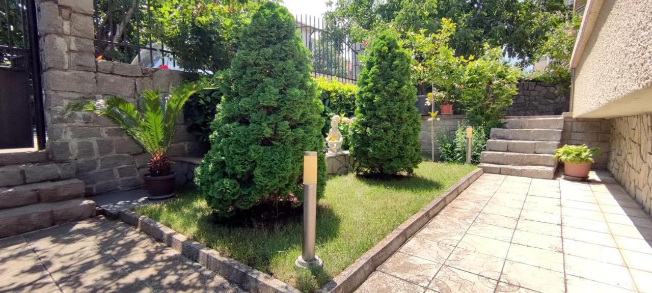 Yanevi Apartments Chernomorets Eksteriør billede